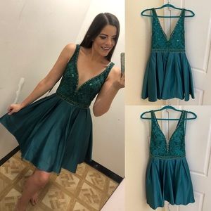 Coya Emerald Sequin Satin Fit-Flare Dress Sz Small